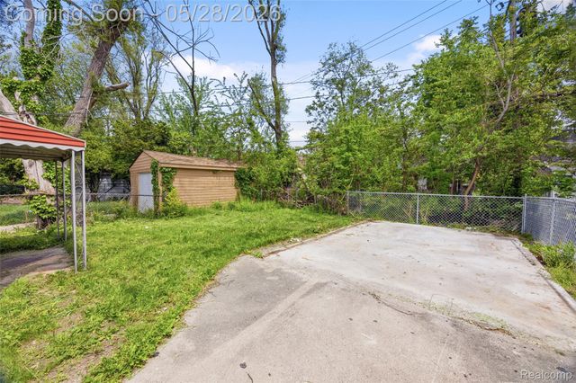 16510 Lesure Street, Detroit, MI 48235