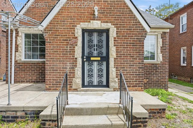 16510 Lesure Street, Detroit, MI 48235