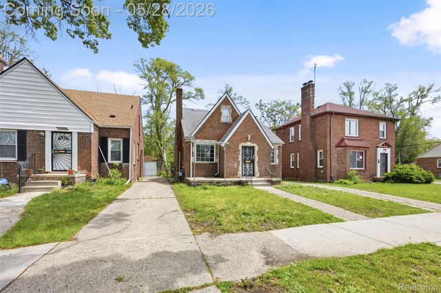 16510 Lesure Street, Detroit, MI 48235