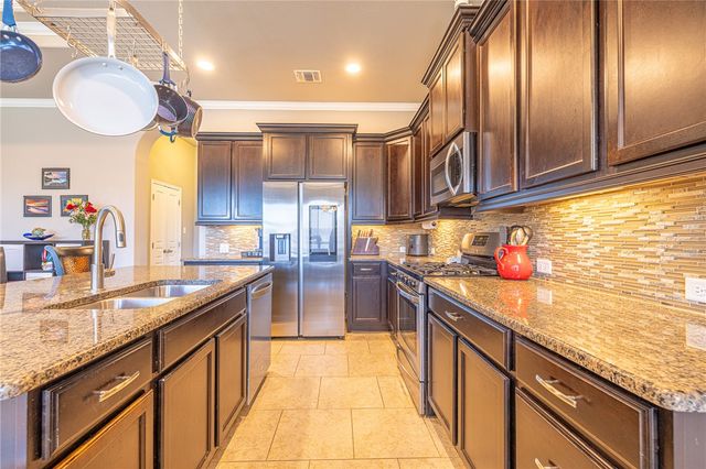 2515 Kinnersley Lane, College Station, TX 77845