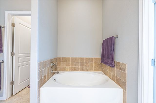 2515 Kinnersley Lane, College Station, TX 77845