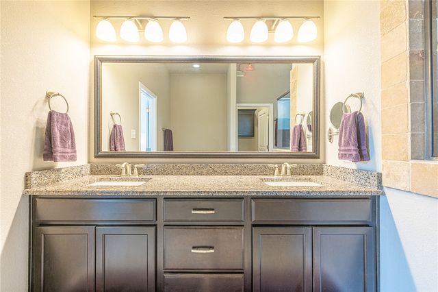 2515 Kinnersley Lane, College Station, TX 77845