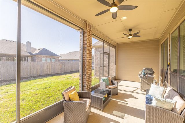 2515 Kinnersley Lane, College Station, TX 77845