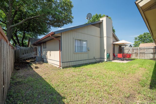 5106 Lakeridge Court, Garland, TX 75043