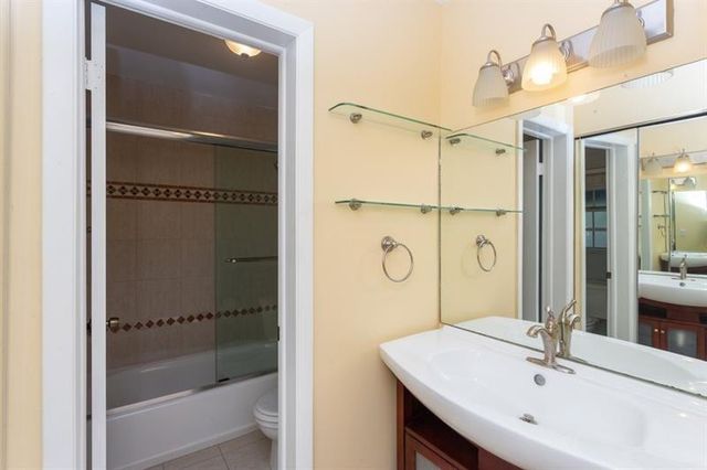 5200 Lake Loop Road, Cooper City, FL 33330