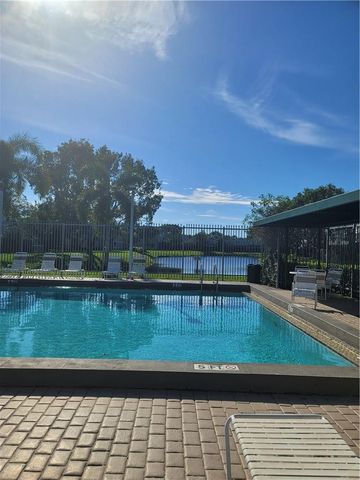 5200 Lake Loop Road, Cooper City, FL 33330
