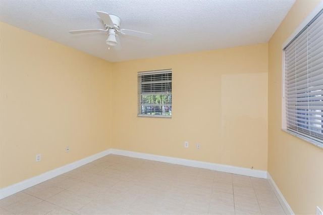5200 Lake Loop Road, Cooper City, FL 33330