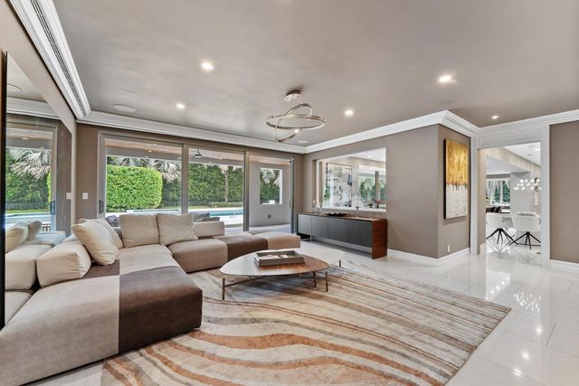 17552 Fieldbrook Circle E, Boca Raton, FL 33496