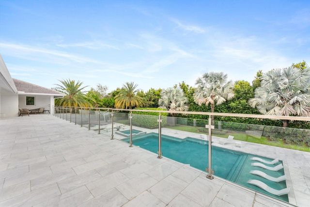 17552 Fieldbrook Circle E, Boca Raton, FL 33496