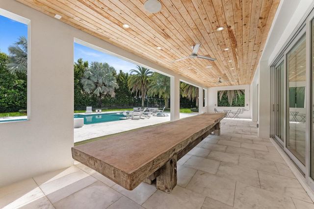 17552 Fieldbrook Circle E, Boca Raton, FL 33496