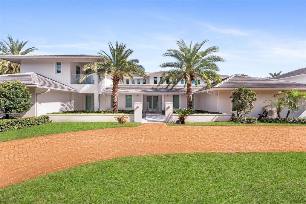 17552 Fieldbrook Circle E, Boca Raton, FL 33496
