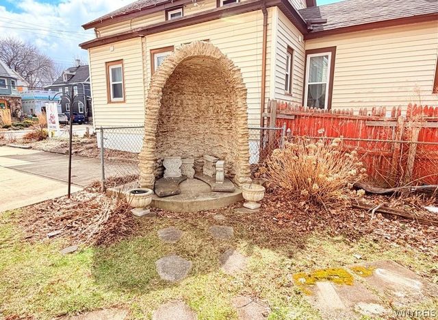 158 Lake Street, Hamburg, NY 14075