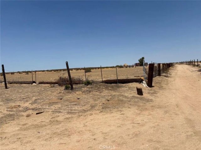 23495 E Avenue K8, Lancaster, CA 93535