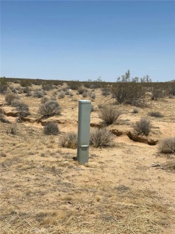 23495 E Avenue K8, Lancaster, CA 93535