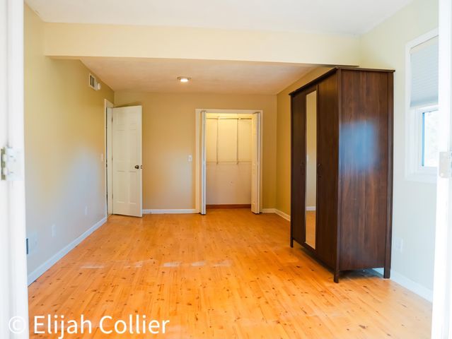 9806 Belding Road NE, Rockford, MI 49341