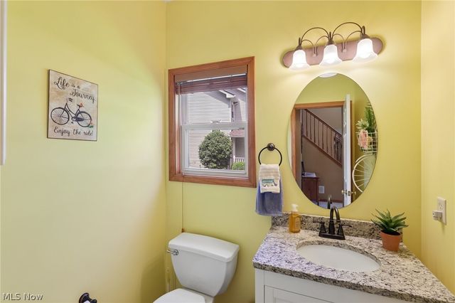 1250 Orchard Glen Drive, Amherst, OH 44001