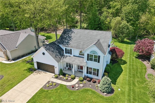 1250 Orchard Glen Drive, Amherst, OH 44001