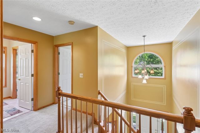 1250 Orchard Glen Drive, Amherst, OH 44001