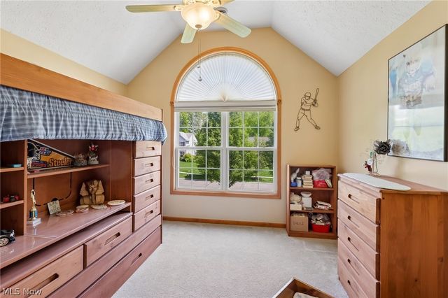 1250 Orchard Glen Drive, Amherst, OH 44001