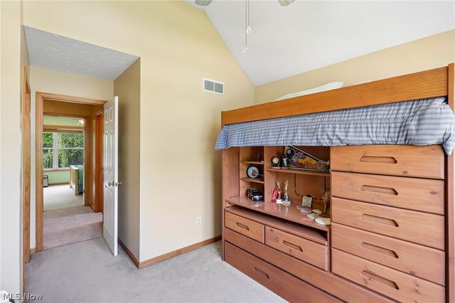 1250 Orchard Glen Drive, Amherst, OH 44001