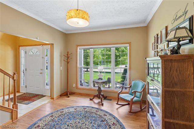 1250 Orchard Glen Drive, Amherst, OH 44001