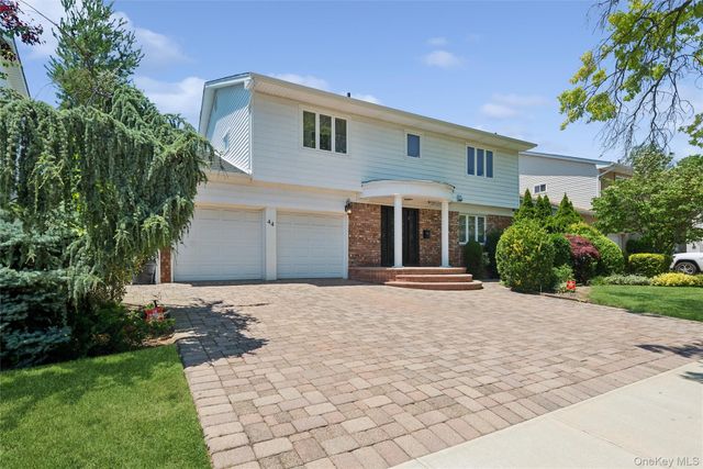 44 Gale Drive, North Woodmere, NY 11581