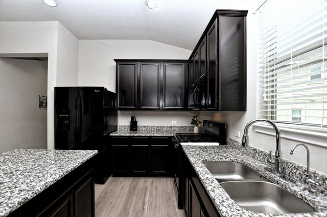 5741 Porano CIR, Round Rock, TX 78665