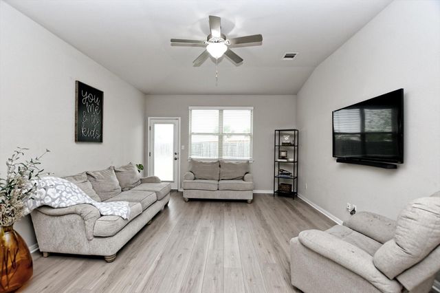 5741 Porano CIR, Round Rock, TX 78665