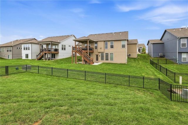 18109 Haskins Street, Overland Park, KS 66013