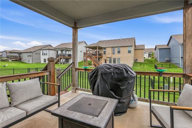 18109 Haskins Street, Overland Park, KS 66013