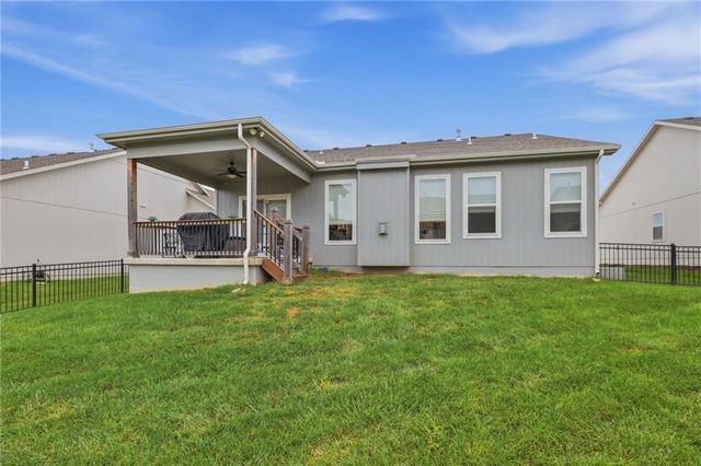 18109 Haskins Street, Overland Park, KS 66013
