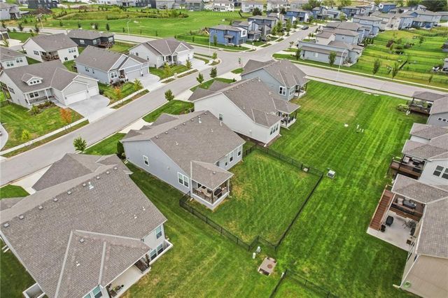 18109 Haskins Street, Overland Park, KS 66013