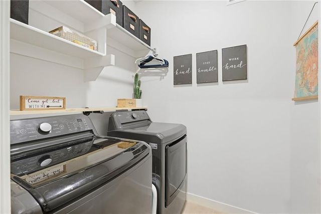 18109 Haskins Street, Overland Park, KS 66013