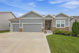 18109 Haskins Street, Overland Park, KS 66013