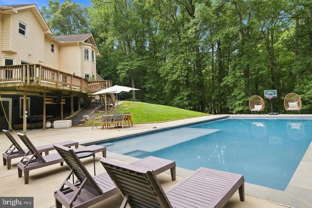 8651 KING GEORGE CT, Pomfret, MD 20675