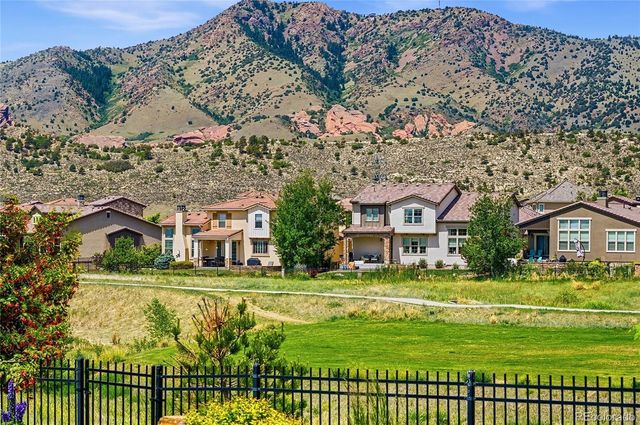 2383 S Lupine Way, Lakewood, CO 80228