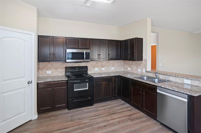 15201 Bullbrier RD, Austin, TX 78724