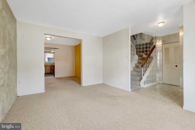 3090 WHITE BIRCH CT, Fairfax, VA 22031