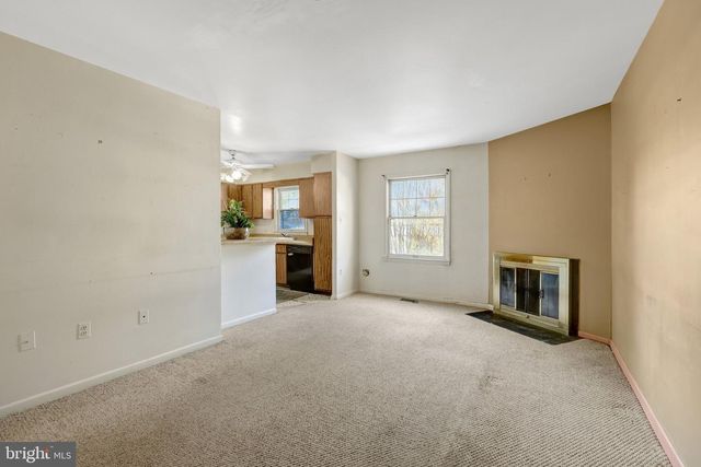 3090 WHITE BIRCH CT, Fairfax, VA 22031