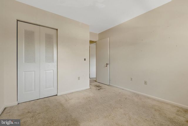 3090 WHITE BIRCH CT, Fairfax, VA 22031