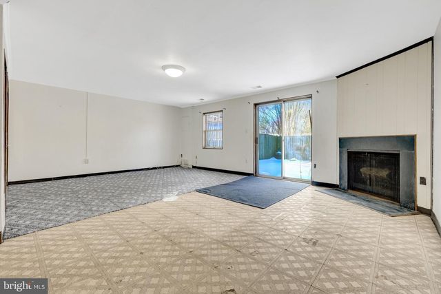 3090 WHITE BIRCH CT, Fairfax, VA 22031