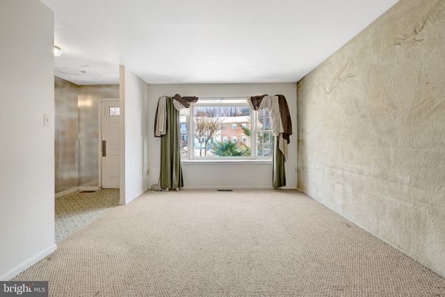 3090 WHITE BIRCH CT, Fairfax, VA 22031