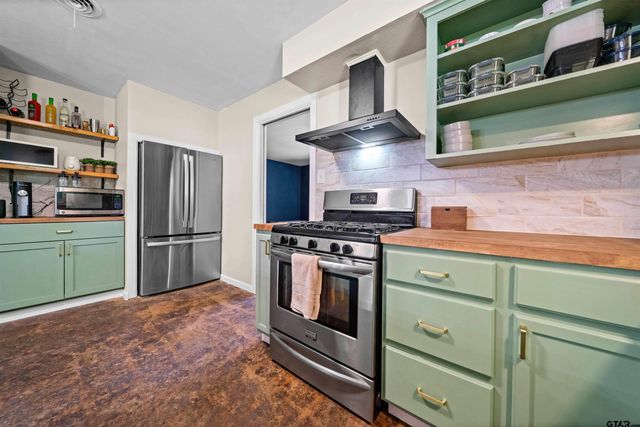 2331 Hunter St, Tyler, TX 75701