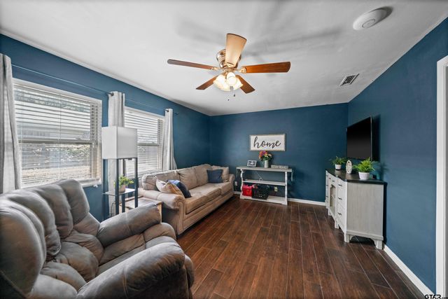 2331 Hunter St, Tyler, TX 75701