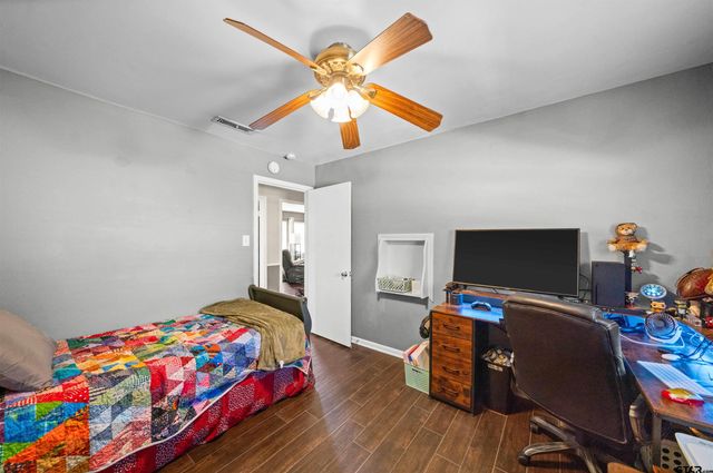 2331 Hunter St, Tyler, TX 75701