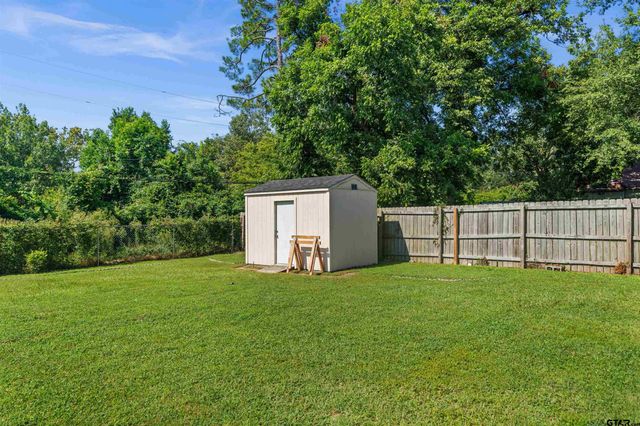 2331 Hunter St, Tyler, TX 75701