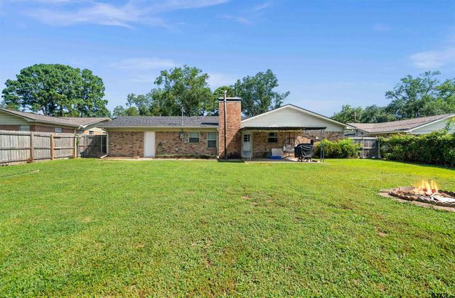 2331 Hunter St, Tyler, TX 75701