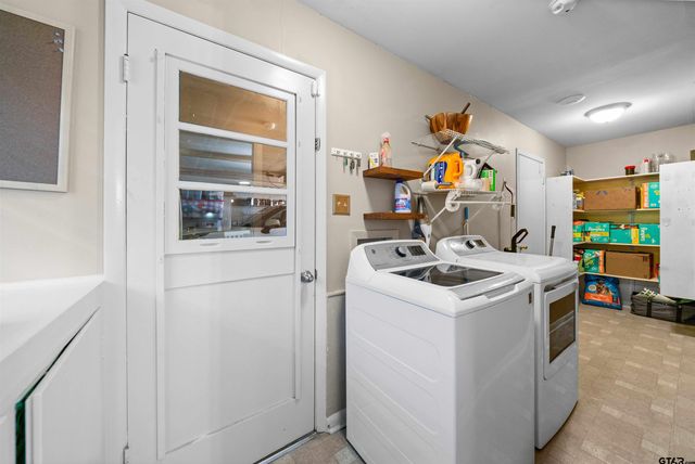 2331 Hunter St, Tyler, TX 75701