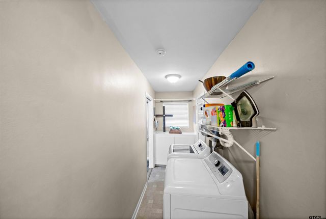 2331 Hunter St, Tyler, TX 75701