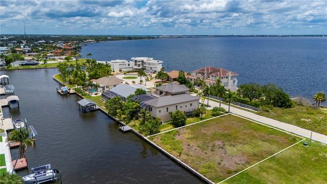 238 GEORGE ROAD SE, Port Charlotte, FL 33952